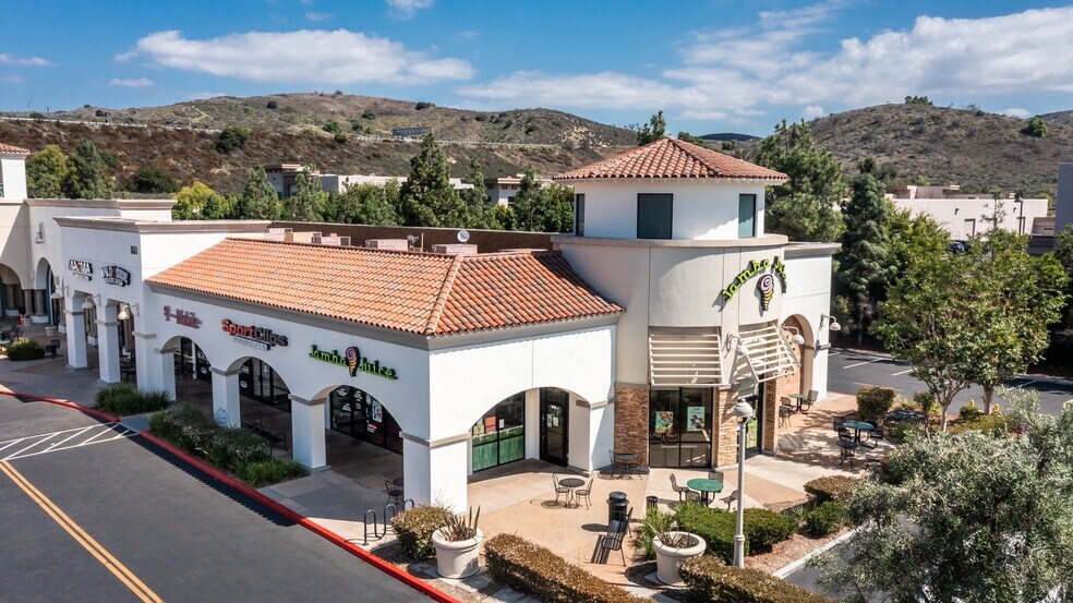 More Photos Of 800-888 New Los Angeles Ave, Moorpark Unknown For Lease