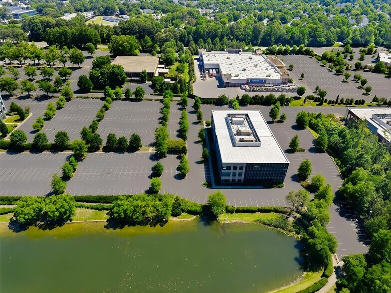 More Photos Of 6900 Forest Ave, Richmond Medical For Lease
