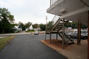 More Photos Of 937 Beaver Grade Rd, Coraopolis Office For Lease