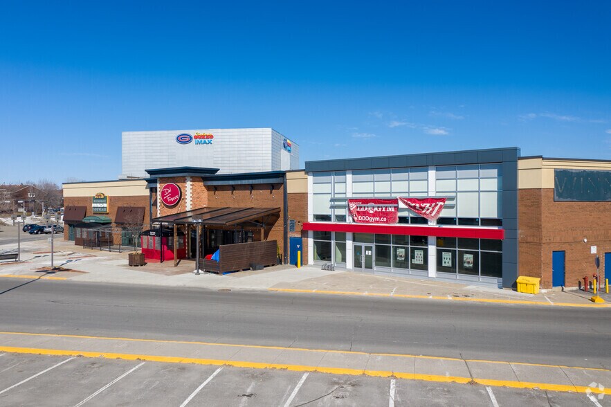 More Photos Of 3237 Boul des Sources, Dollard-des-Ormeaux General Retail For Lease