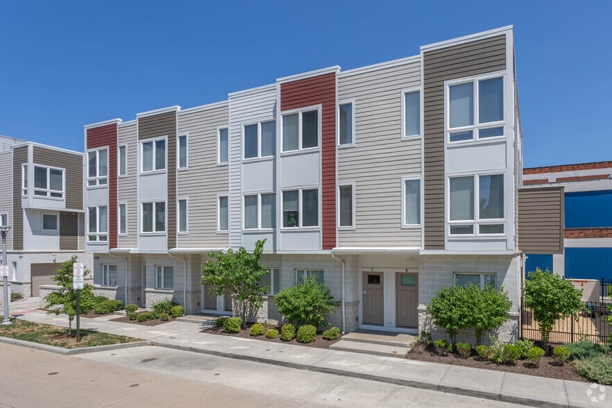 More Photos Of 1421 E 15th St, Cleveland Apartments For Sale