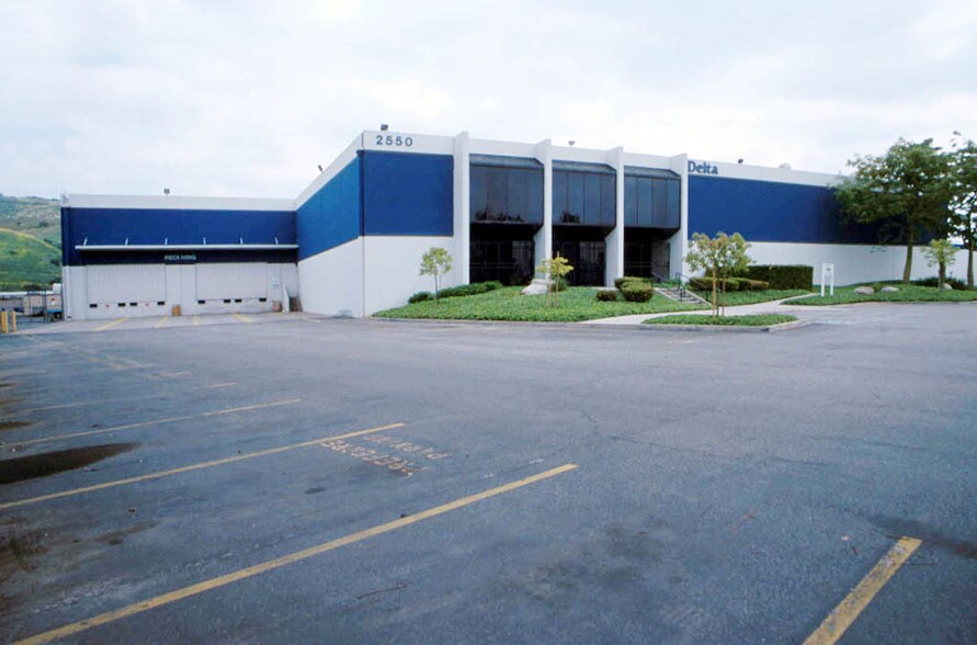 More Photos Of 2550 Pellissier Pl, City of Industry Warehouse For Lease