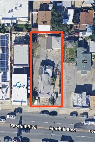 Primary Photo Of 7055 Foothill Blvd, Tujunga Office For Sale