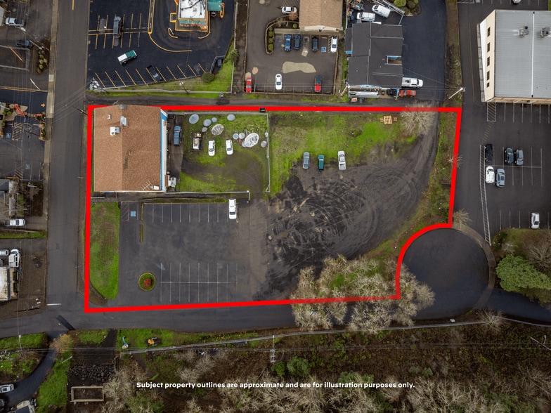 More Photos Of 655 W Umpqua St, Roseburg Radio TVTransmission Facilities For Sale