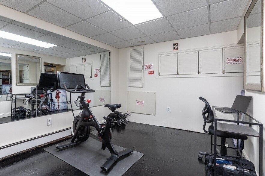 More Photos Of 230 Commonwealth, Boston Apartments For Sale