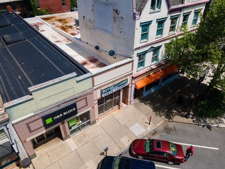 More Photos Of 50 Centre Sq, Easton Storefront Retail Residential For Sale