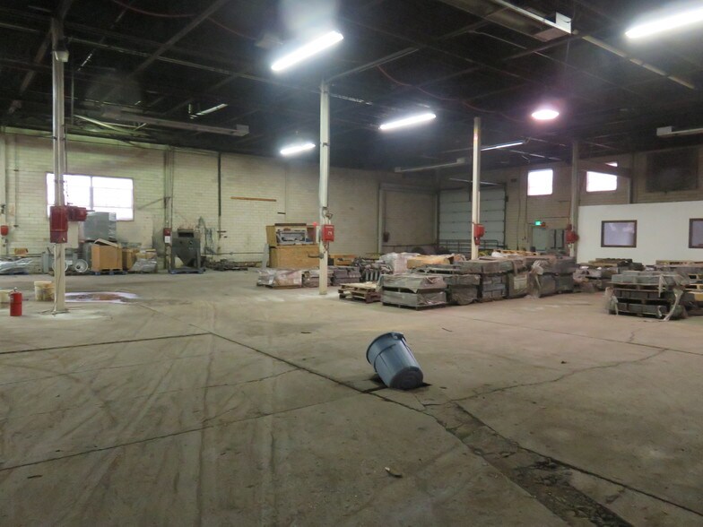 More Photos Of 416 Pittsburgh Cir, Ellwood City Warehouse For Sale