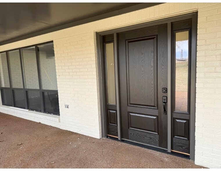 More Photos Of 1428 Rock Springs Rd, Columbia Freestanding For Lease