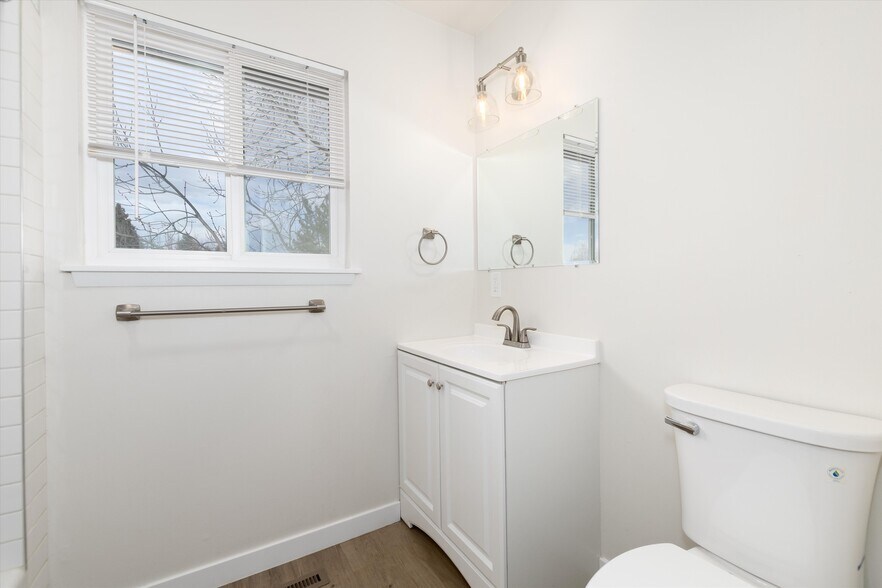 More Photos Of 1842 Hennington Ct, Longmont Multifamily For Sale