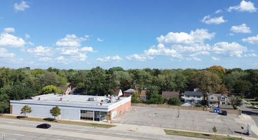 More Photos Of 26020 Coolidge Hwy, Huntington Woods General Retail For Lease