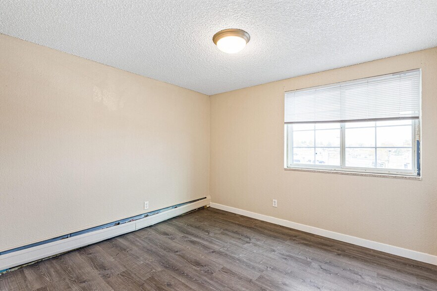 More Photos Of 7251 Samuel Dr, Denver Apartments For Sale