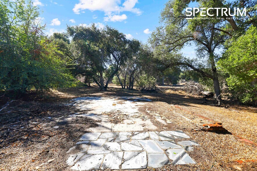 More Photos Of 23642 Pine St, Santa Clarita Land For Sale