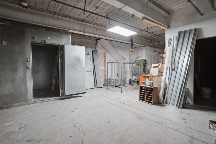 More Photos Of 120 Webster St, Pawtucket Manufacturing For Sale