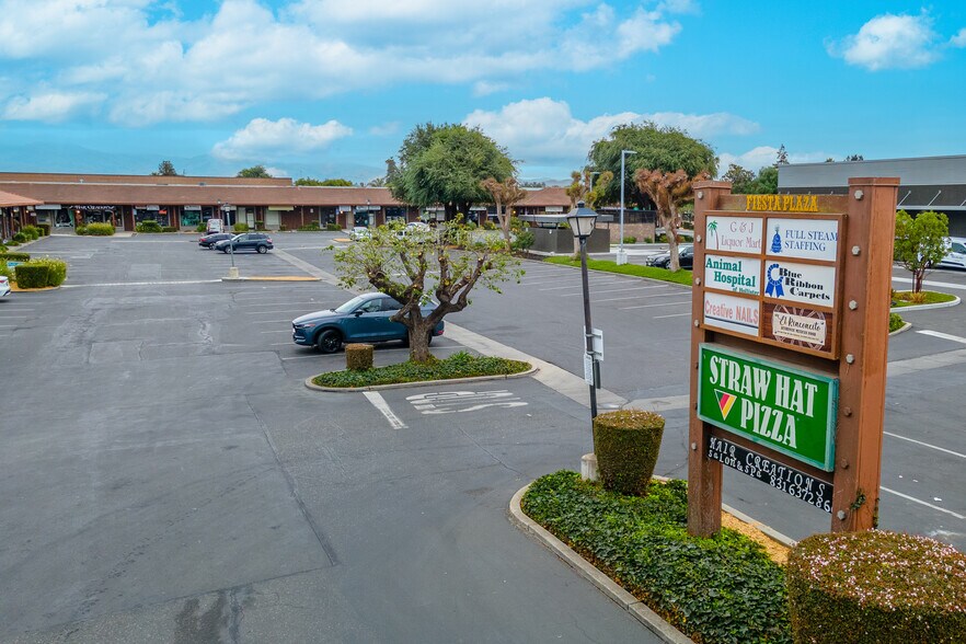 More Photos Of 191 San Felipe Rd, Hollister Unknown For Lease