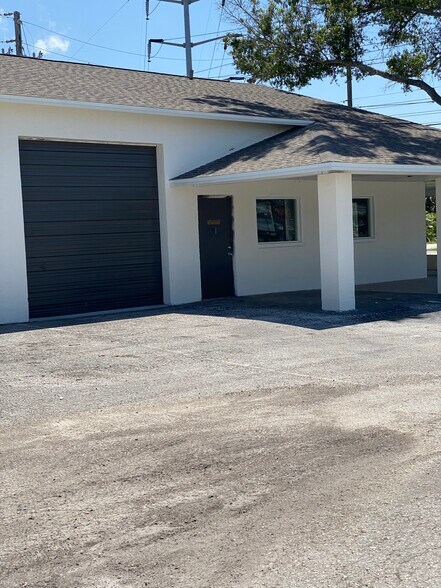 More Photos Of 6010 Wall St, Port Richey Warehouse For Sale