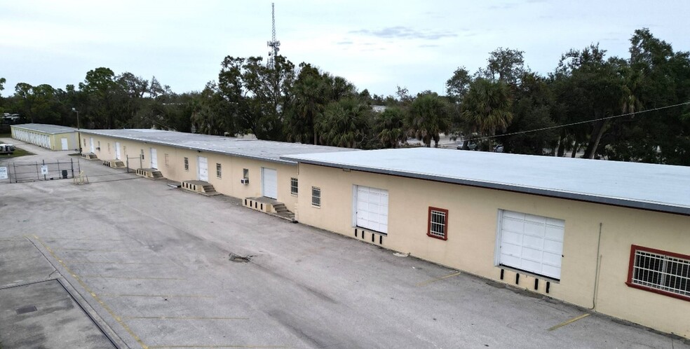 Primary Photo Of 23160 Harbor View Rd, Port Charlotte Warehouse For Lease