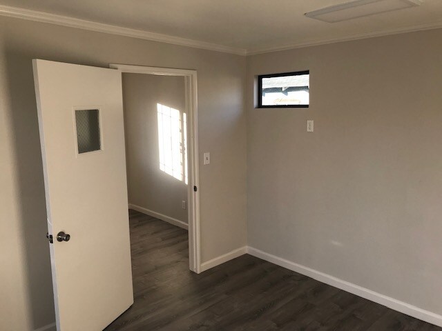 More Photos Of 401-405 S Victory Blvd, Burbank Freestanding For Lease