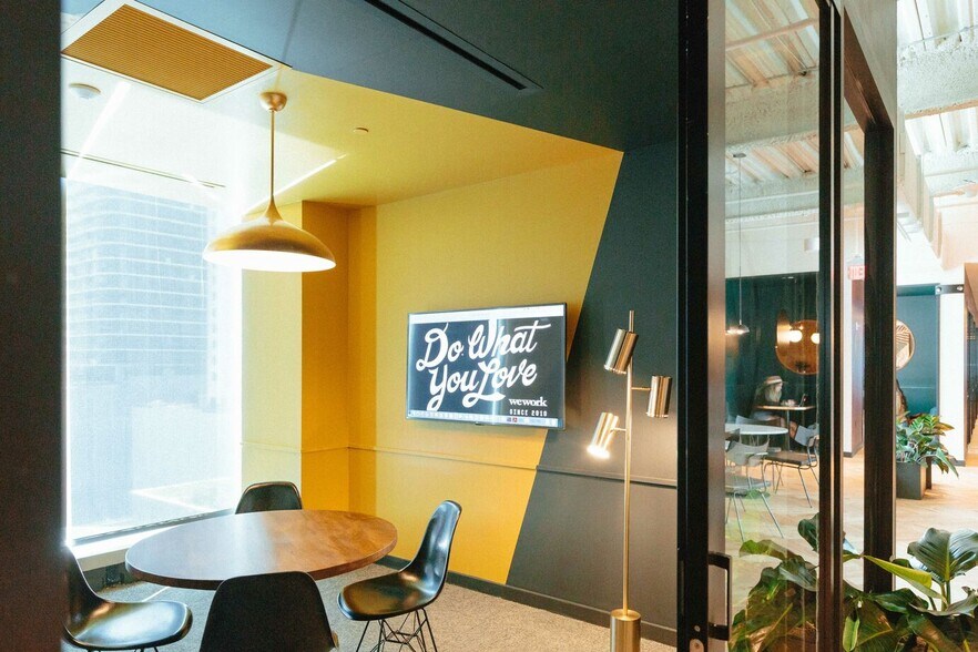 More Photos Of 78 SW 7th St, Miami Office For Lease