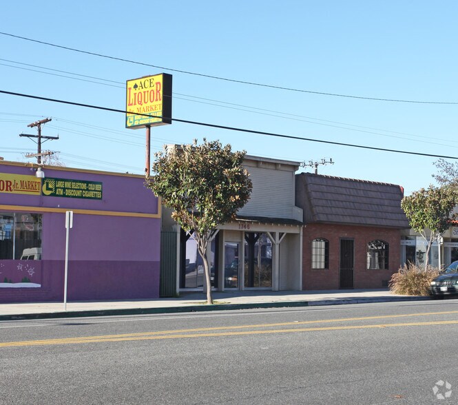 More Photos Of 1746 Victory Blvd, Glendale Storefront For Sale