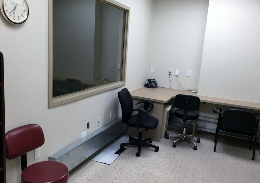 More Photos Of 4532 N Mesa St, El Paso Medical For Lease