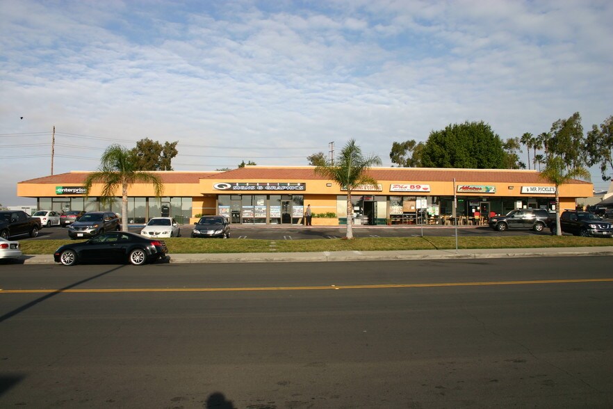 Primary Photo Of 23591 Rockfield Blvd, Lake Forest General Retail For Lease