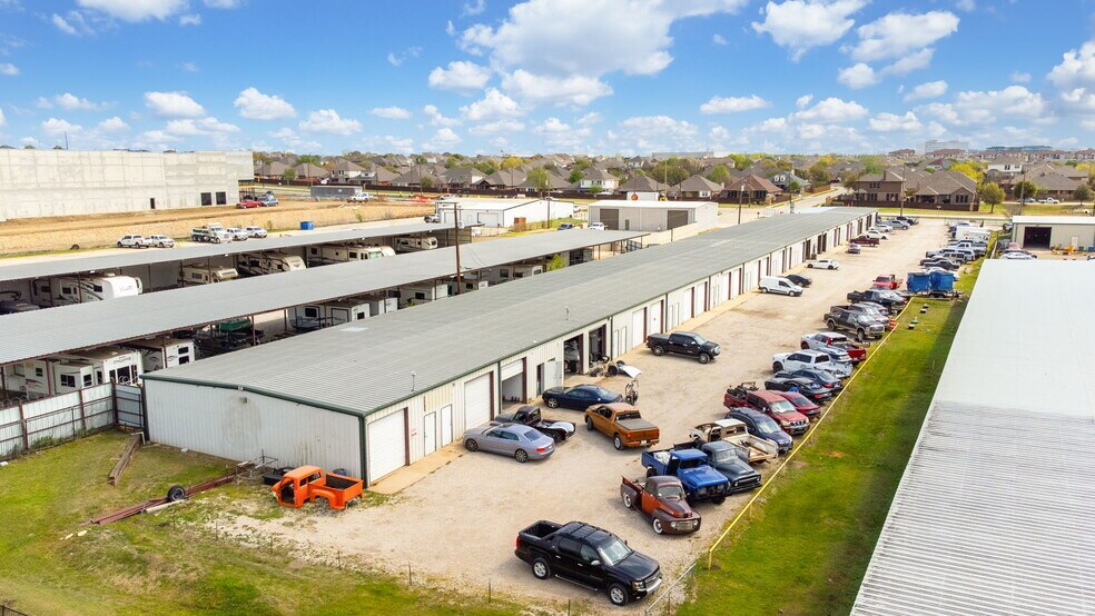 More Photos Of 10027 Harmon Rd, Fort Worth Unknown For Lease