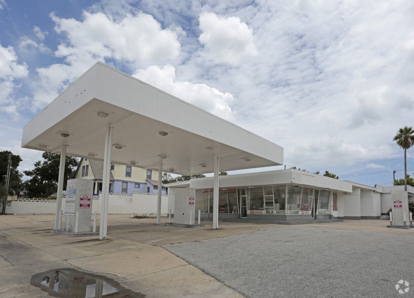 301 E International Speedway Blvd  