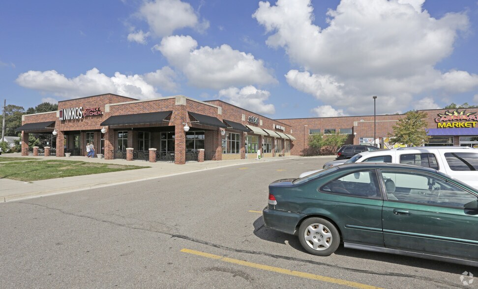 More Photos Of 1101 E Walton Blvd, Pontiac Storefront For Lease