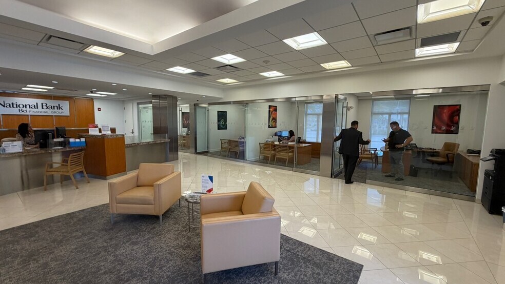 More Photos Of 10 N Federal Hwy, Pompano Beach Freestanding For Lease