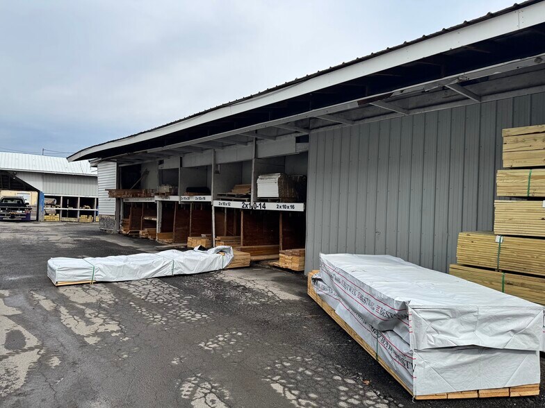 More Photos Of 529-531 Erie W blvd, Rome Industrial For Sale