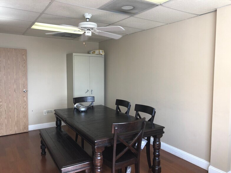 More Photos Of 271 US Highway 46, Fairfield Office For Lease