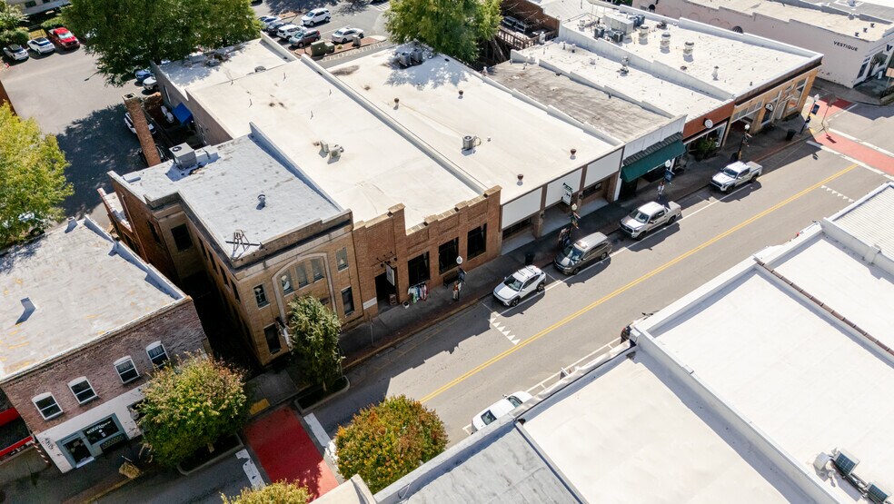 More Photos Of 214 Main St, Fort Mill General Retail For Lease