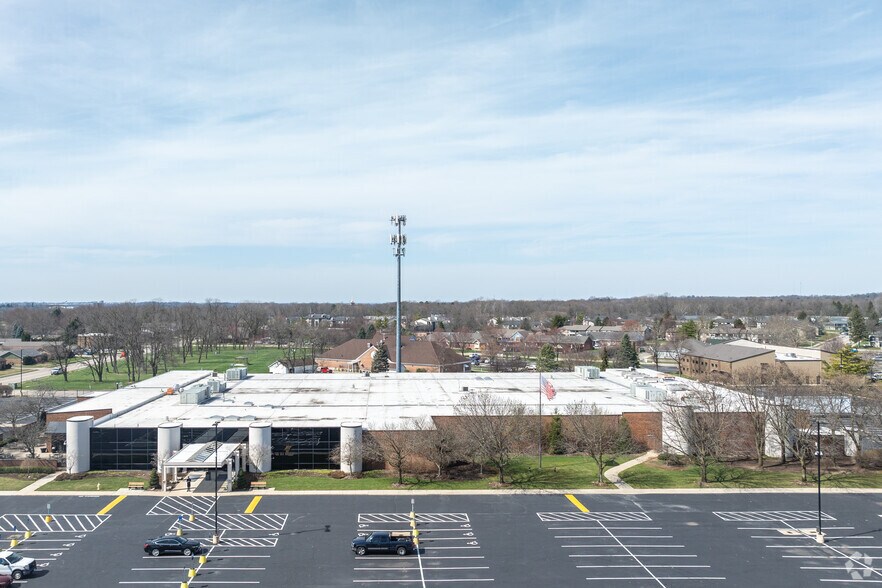 More Photos Of 5959 Bigger Rd, Kettering Light Distribution For Sale