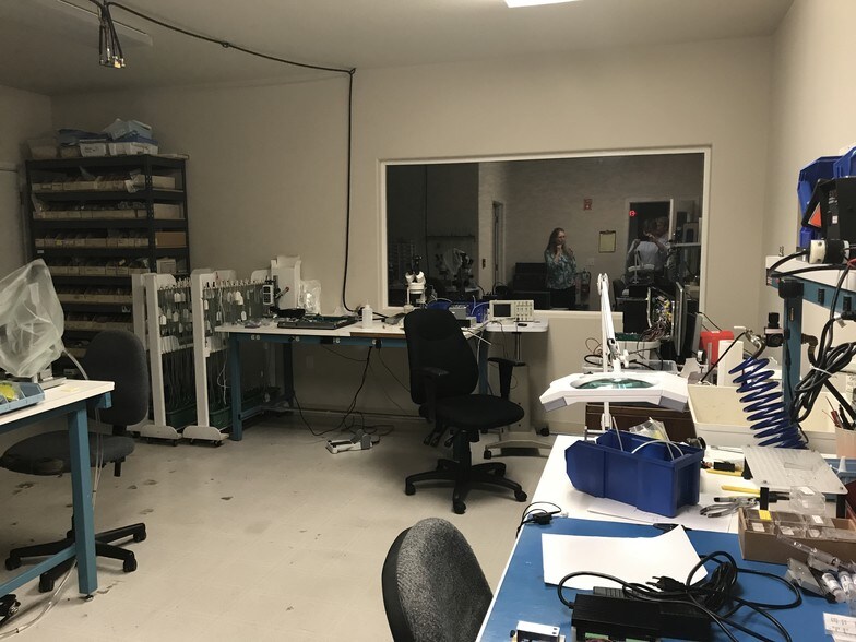 More Photos Of 6100 Bellevue Ln, Anderson Warehouse For Sale