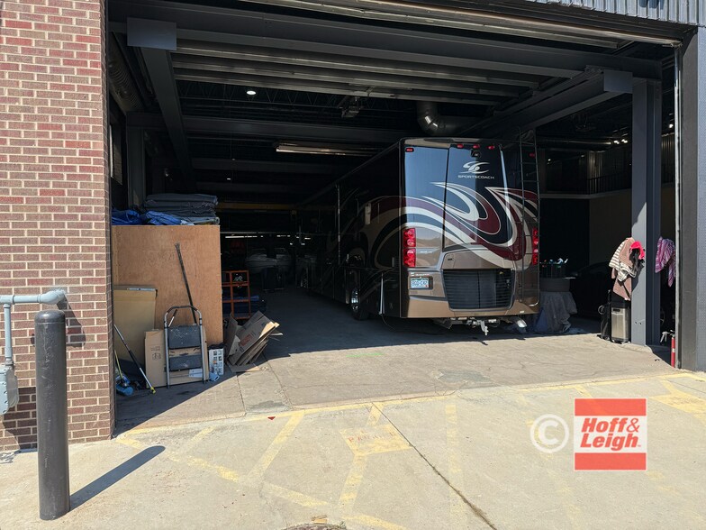 More Photos Of 2115 W 14th Ave, Denver Service For Sale