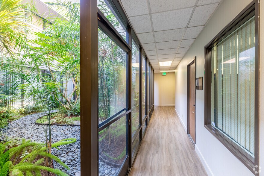 9620 Chesapeake Dr, San Diego, CA 92123 Office For Lease