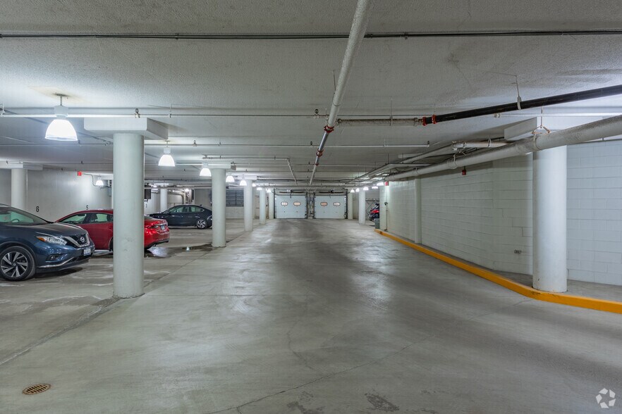 More Photos Of 1721 Moon Lake Blvd, Hoffman Estates Office For Lease