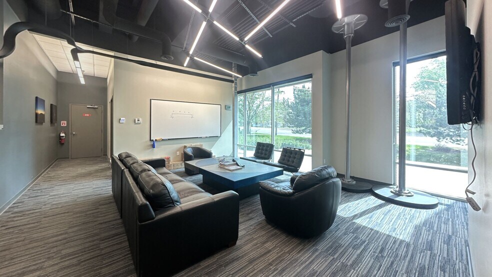 More Photos Of 4885 Ward Rd, Wheat Ridge Office For Sale