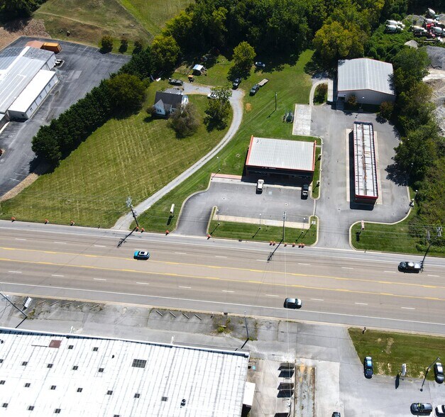 More Photos Of 861 25 70 Hwy, Newport Specialty For Sale