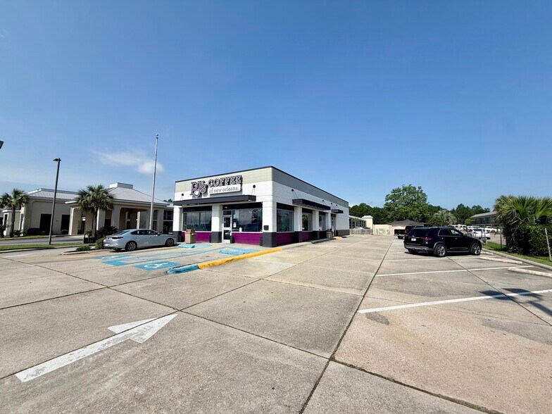 More Photos Of 9347 Highway 49, Gulfport Freestanding For Sale