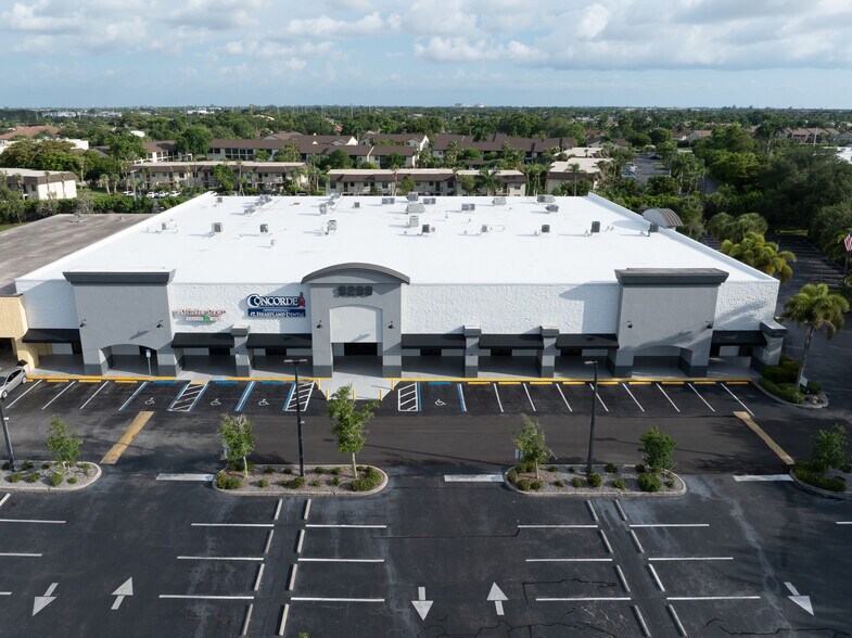 More Photos Of 9299 College Pky, Fort Myers Storefront Retail Office For Lease