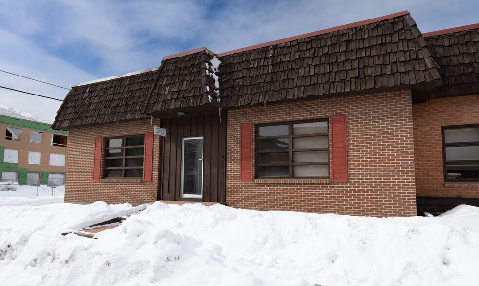 More Photos Of 401 Lincoln Ave, Steamboat Springs Office Residential For Sale