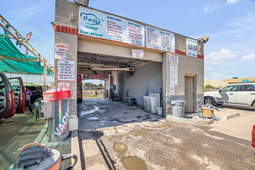 More Photos Of 1033 N 24th Pl, Phoenix Service Station For Sale