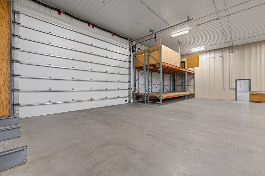 More Photos Of 2340 Taggart Rd, Rapid City Warehouse For Lease