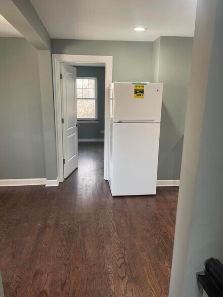 More Photos Of 4128 Washington St, Gary Apartments For Sale