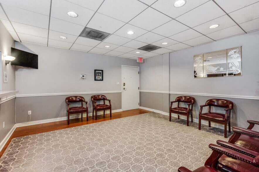 More Photos Of 14904 Richmond Hwy, Woodbridge Medical For Sale