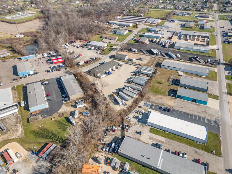 More Photos Of 4240 Lisa Dr, Tipp City Warehouse For Lease