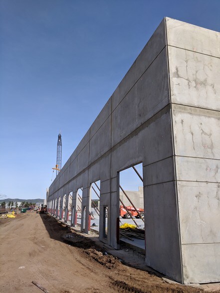 More Photos Of 1920 N Marshall Ave, El Cajon Unknown For Lease