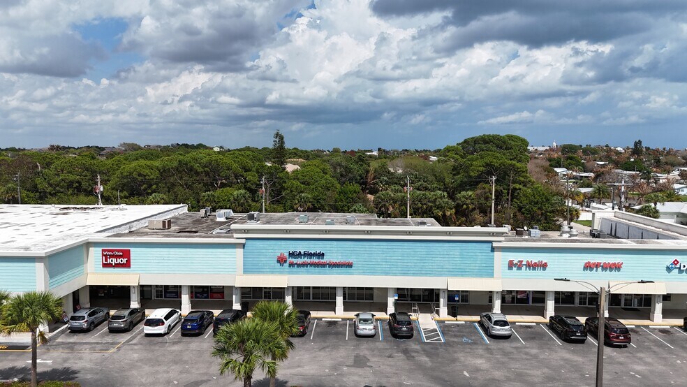 More Photos Of 1119 NE Jensen Beach Blvd, Jensen Beach Unknown For Lease