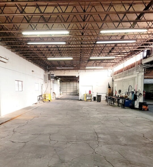 More Photos Of 5049 S 2700 W, Roy Warehouse For Lease